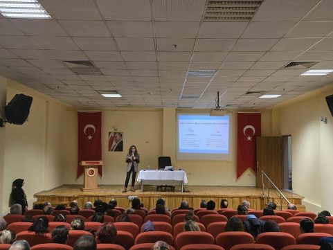 Fakültemiz Öğretim Üyesi ‘Okullarda Güven Ortamı: Zorbalığa Dur De!’ Eğitimi Verdi