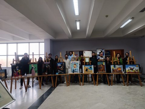 Okul Öncesi Eğitimi ABD Öğrencilerinden Asamblaj Sergisi