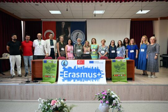 AB Destekli “Ekolojik Eğitim ve Okul Dışı Öğrenme” Projesi AKÜ’de Tamamlandı